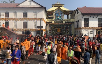 नयाँ वर्षका अवसरमा पशुपतिनाथमा पूजाआजा